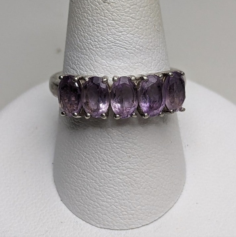 Vintage 5 Stone Amethyst Ring sz-7.5 - Picture 2 of 4